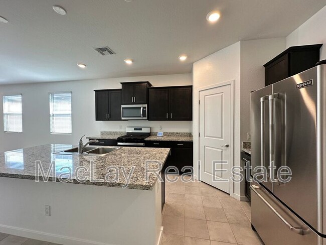 Photo - 25361 N 144th Dr