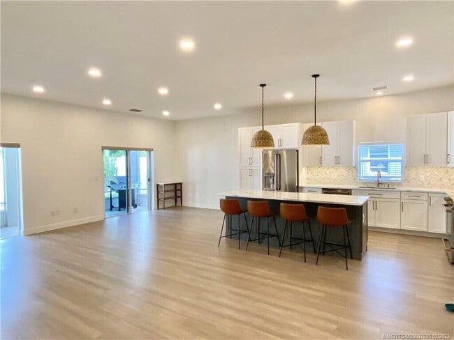 Photo - 1704 Primrose Ct