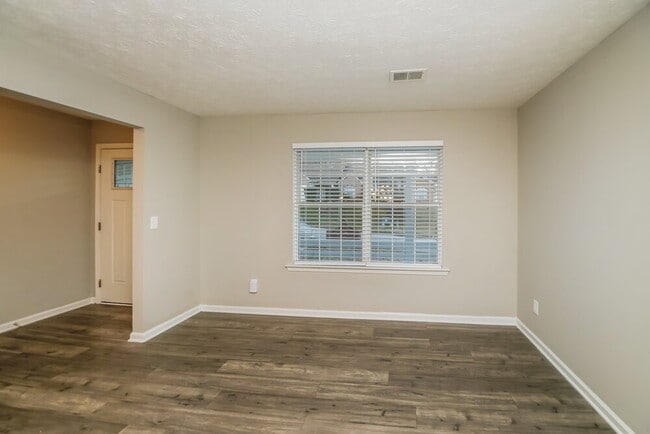 Photo - 3818 Landgraf Cove