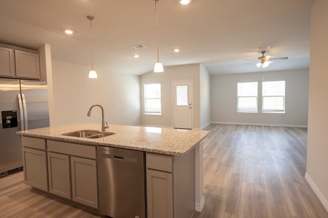 Photo - "Charming 3-Bedroom Haven with 2.5 Baths & Spacious Living in Belton!"