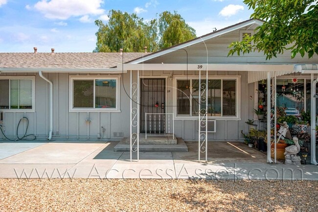 Photo - Spacious 2 Beds/2 Bath Home In Highly Desi...