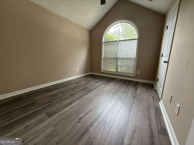 Building Photo - 3490 Ennfield Ln