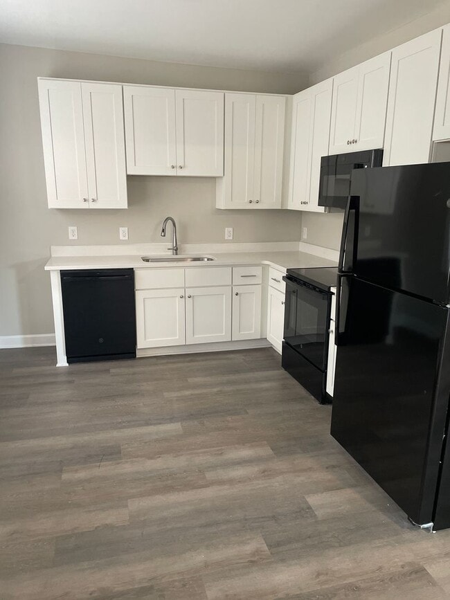 Photo - 2412 N Cleveland Ave