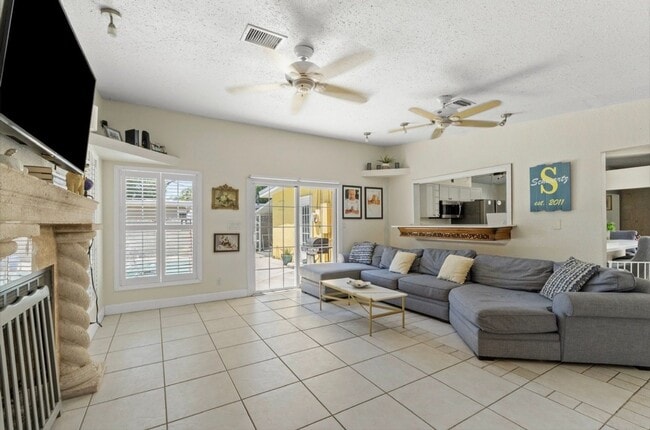 Photo - 7300 11th Ave N