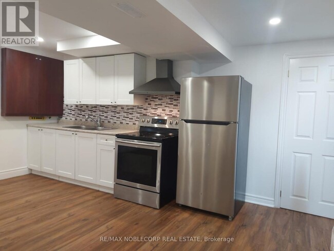 Photo - 40 Gray Crescent