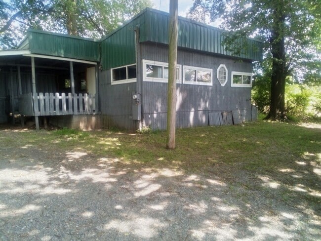Building Photo - Tonya Choate 501 388-8794 Rental