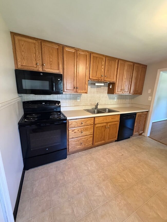 Photo - Convenient Blacksburg Duplex Close to VT
