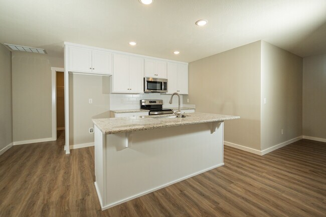 Photo - 1411 W Jay St