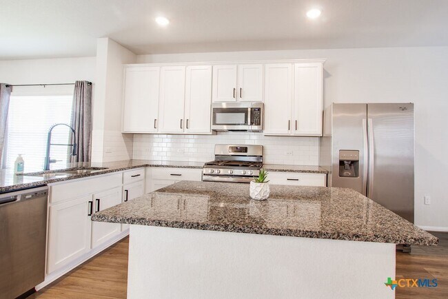 Photo - 324 Kenai Dr