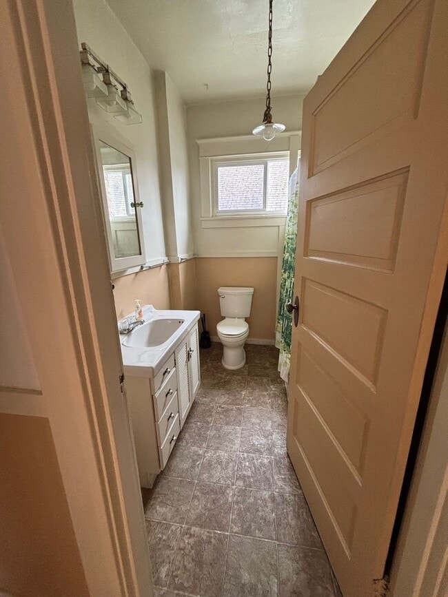 Photo - Freelard- Area between Ballard and Fremont