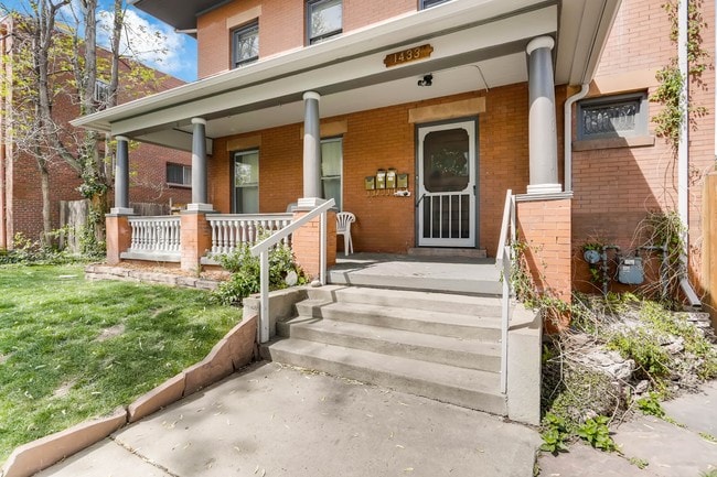 Photo - 1433 Downing St