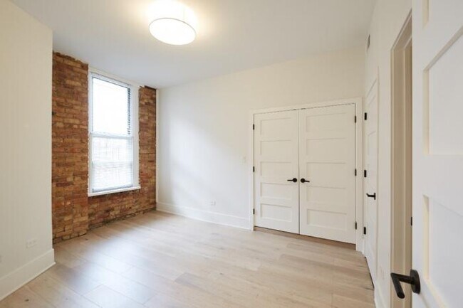 Photo - 3 bedroom in Chicago IL 60607 Unit 4S