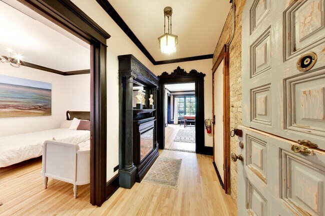 Photo - 1126 W Morse Ave