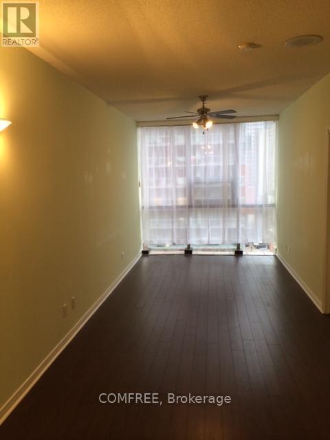 Photo - 393 King St W Unit 807