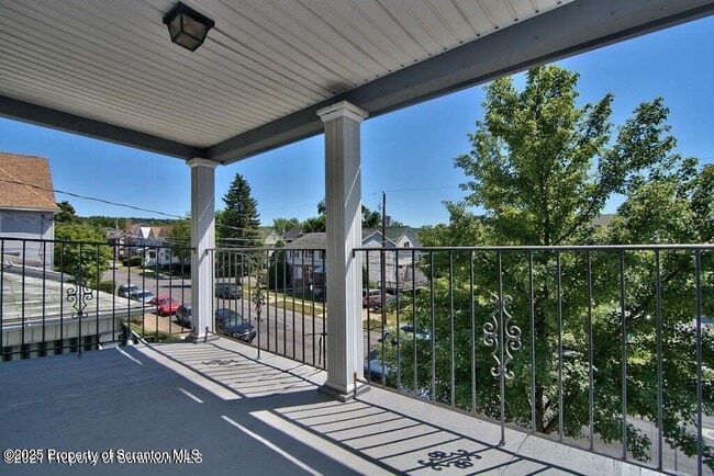 Photo - 1515 Pine St
