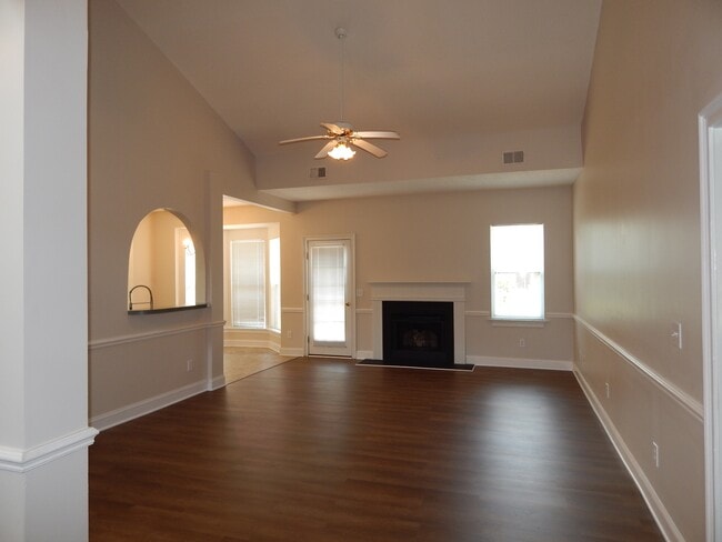 Photo - 2109 Elderberry Dr