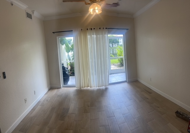 Living room w/o furniture - 4610 Saint Croix Ln Unidad 1015 Rental