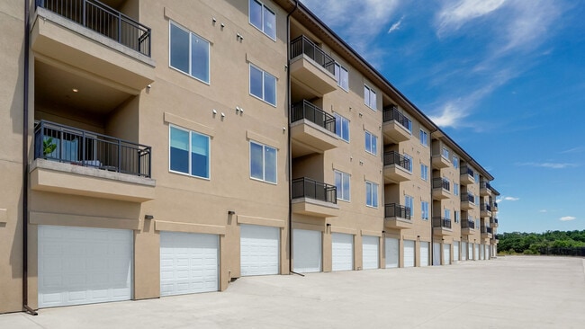 2 car tandem Garages included