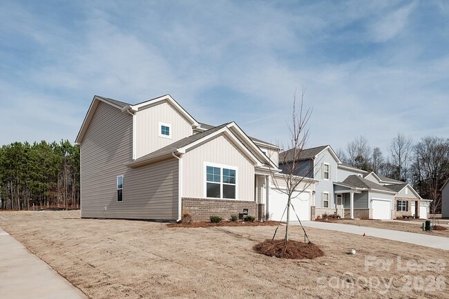 Photo - 1014 Hanover Crossing Dr