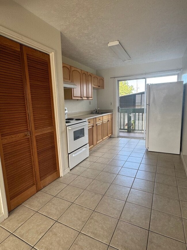Photo - Kalani Condos Unit 204