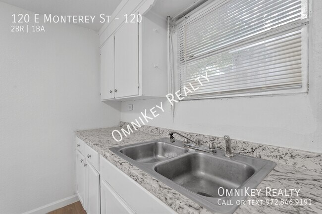 Photo - 120 E Monterey St Unidad 120