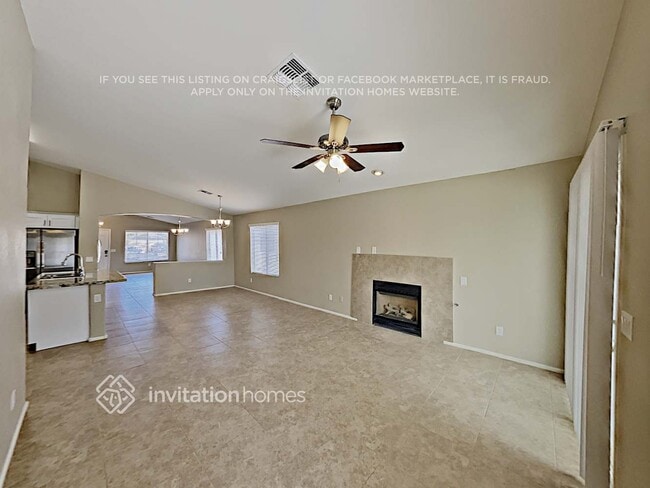 Photo - 1135 E Vernoa St