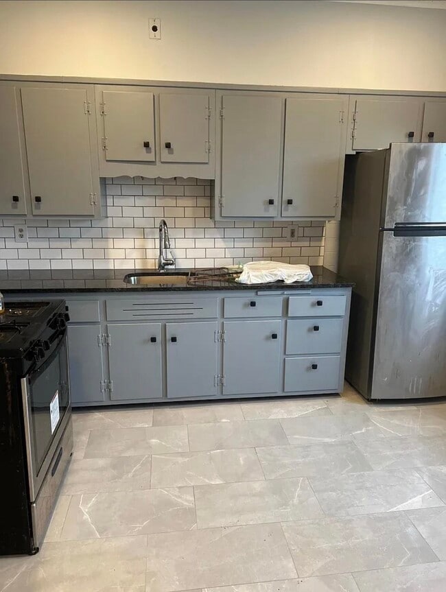 Photo - 31 W 52nd St Unit 2