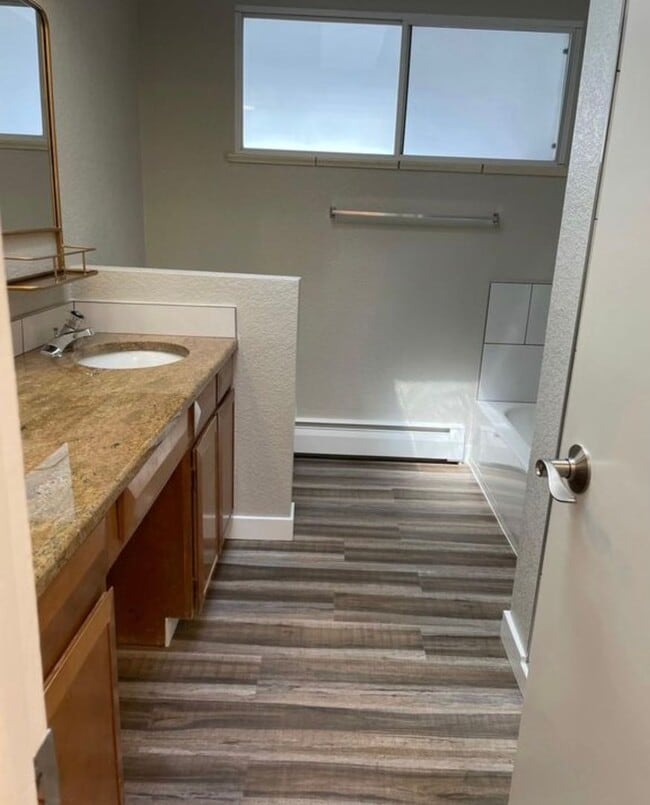 Photo - Vance Unit Top