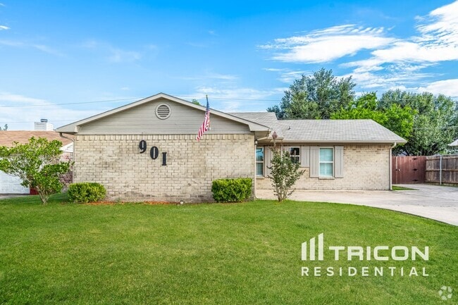 Building Photo - 901 Loganwood Dr Rental