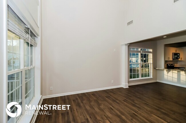 Photo - 2413 Sawyer Dr