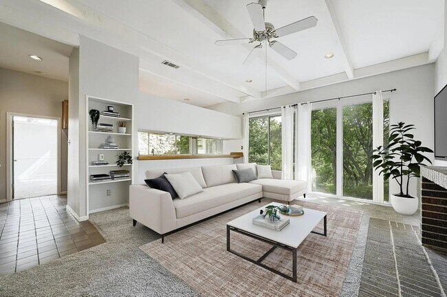 Photo - 6305 Shadow Valley Dr Unidad A
