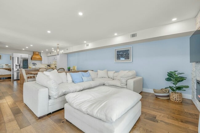 Photo - 3203 Page Ave