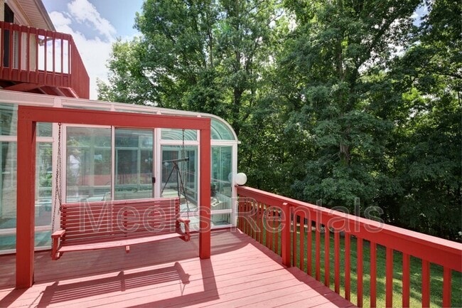 Photo - 30 Bridlewood Rd