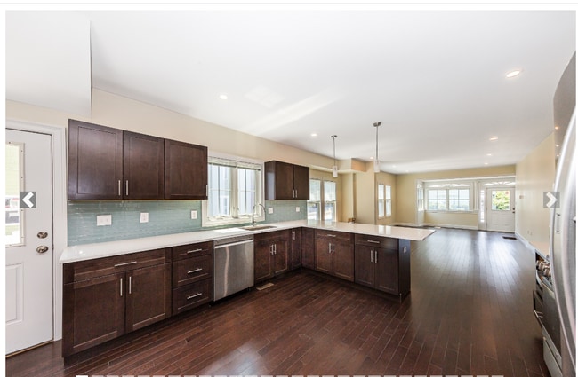 Photo - 120 Jerome St Unit T