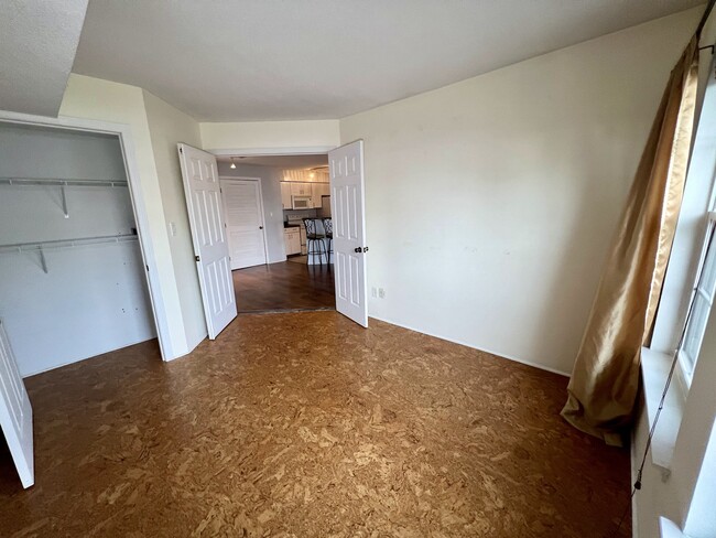 3 Forest Glen Cir Unit 3
