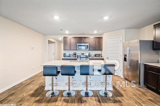 Photo - 8164 Irwin Loop