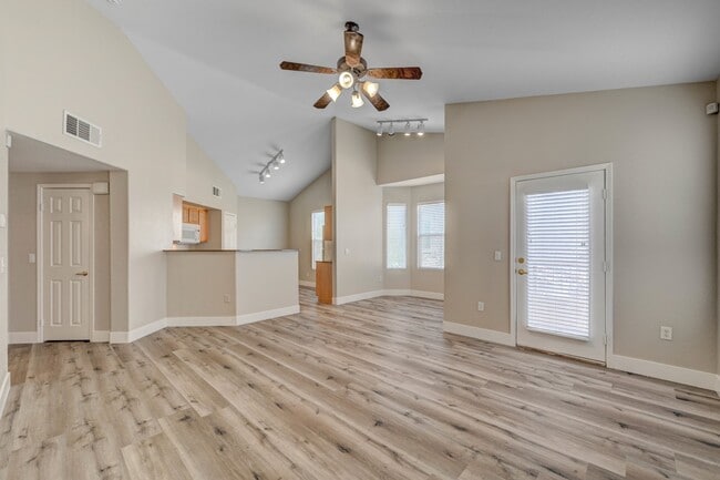 Photo - 10550 W Alexander Rd