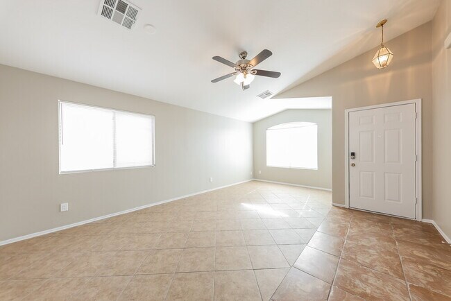 Photo - 10618 W Pima St