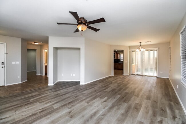 Photo - 2523 E Bart St