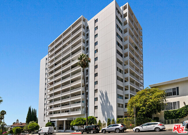 Building Photo - 999 N Doheny Dr Unit 503 Rental