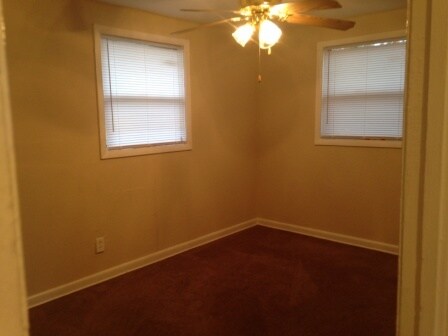 Photo - 5435 Amazon Ave