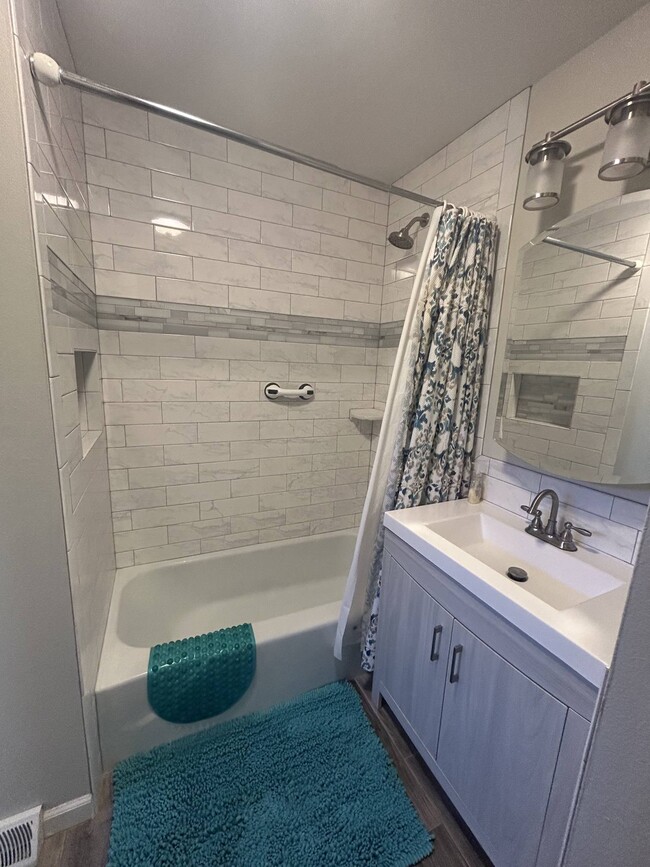 Photo - 6741 Dale Rd