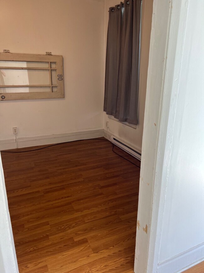 80 Logan St