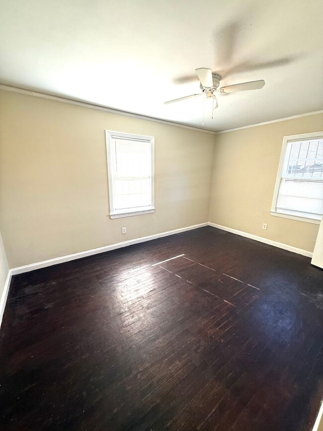 Photo - ** 3 bed 1 bath located in Druid Hills ** ...