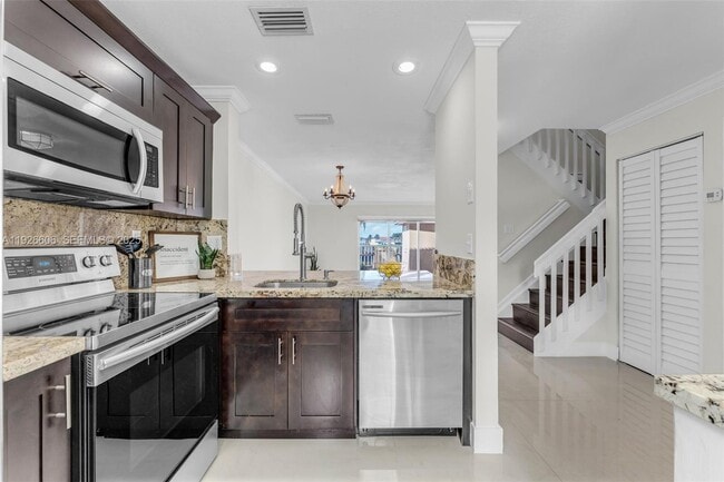 Photo - 17542 SW 139th Ct