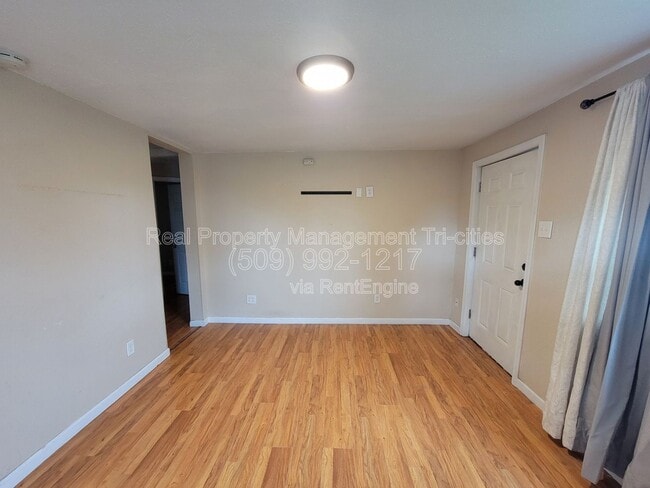 Photo - 1124 E 7th Ave