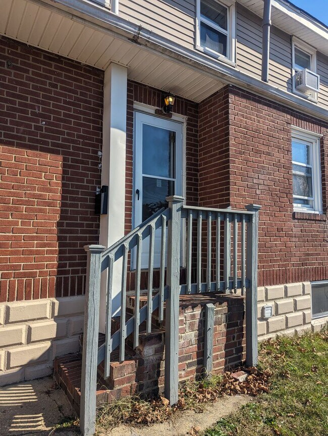 Photo - 20 W 2nd Ave Unit Apartment 6