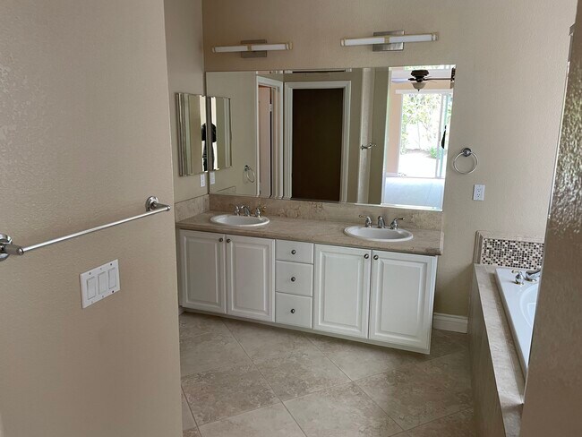 Upstair Bathroom