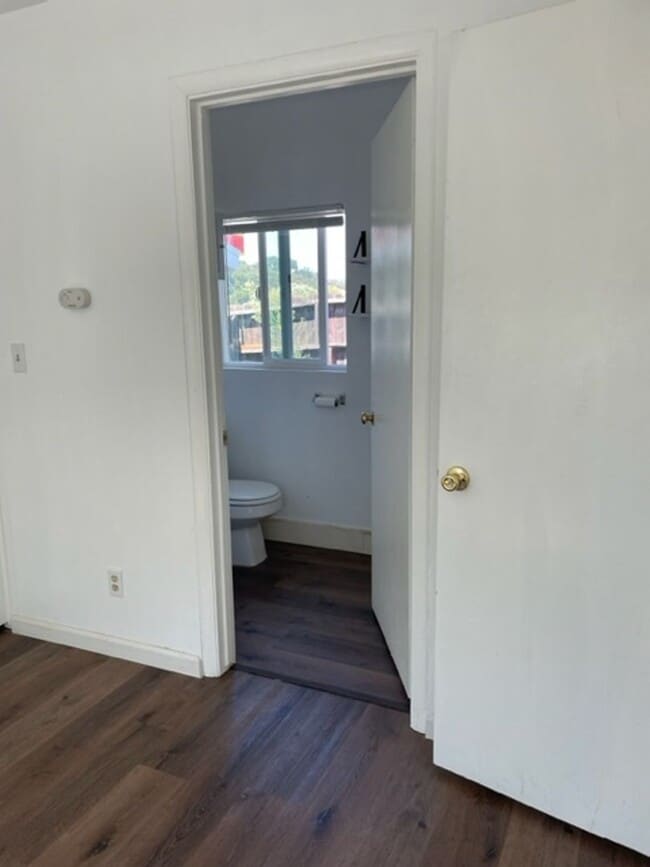 Photo - El Camino Real 6 Unit B