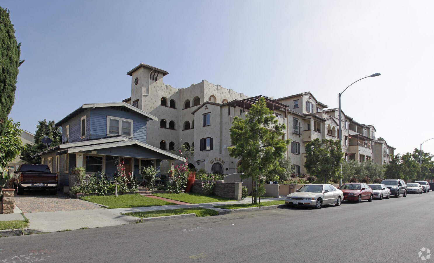 Primary Photo - Elm Street Commons Apartments